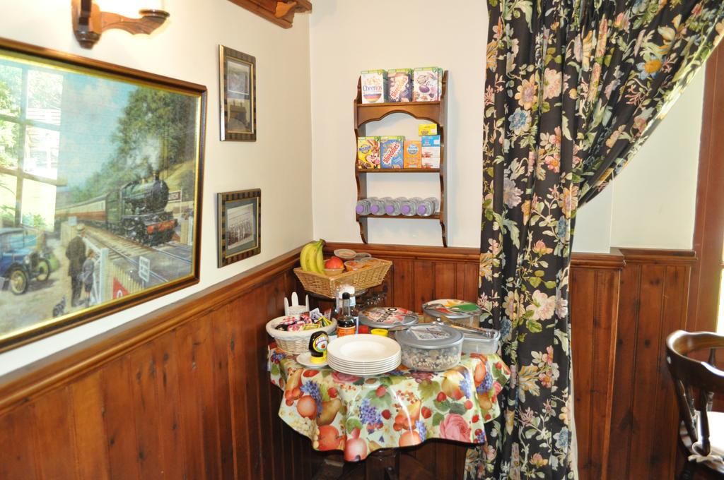 Station Farm Guest House Church Fenton 객실 사진